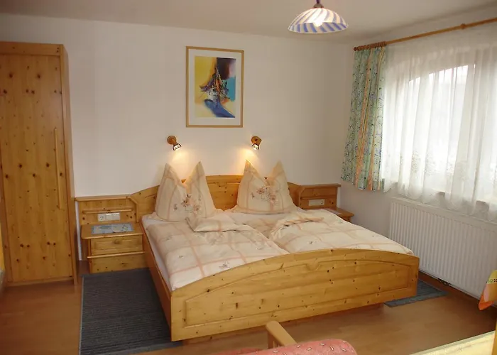 U. Knauss 斯拉德明